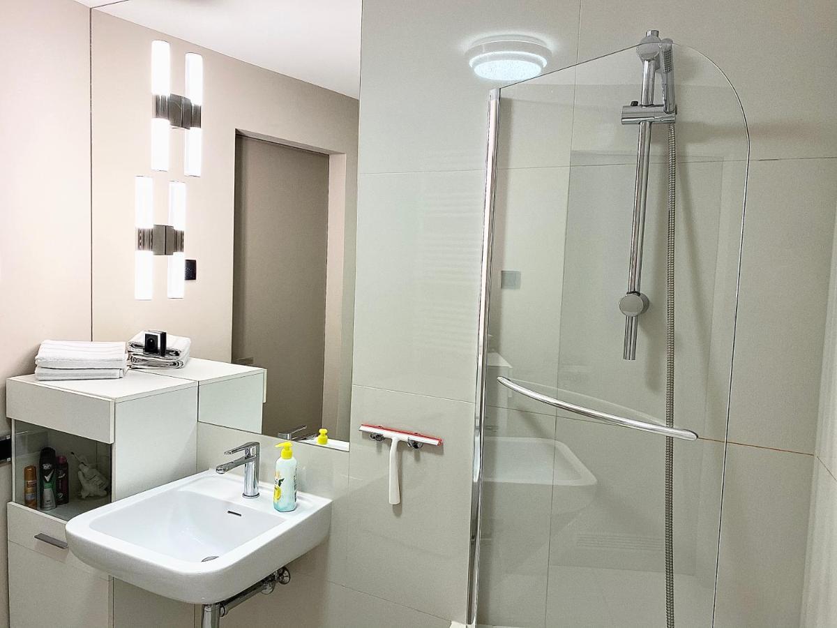 Exclusive Apartment + Best Located Прага Екстер'єр фото