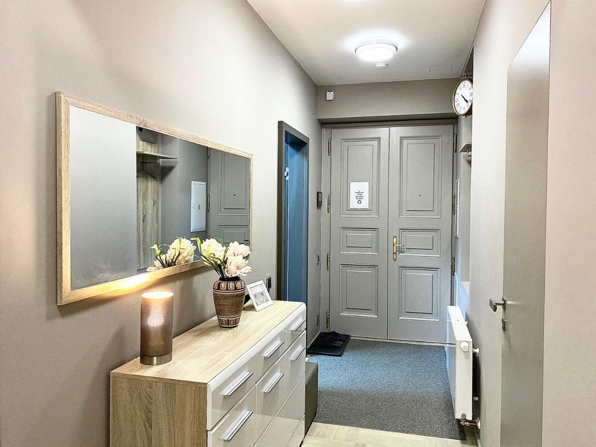 Exclusive Apartment + Best Located Прага Екстер'єр фото