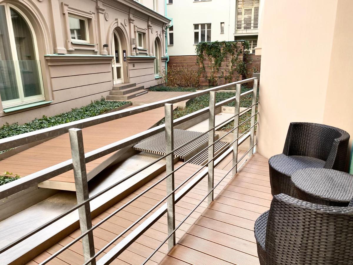 Exclusive Apartment + Best Located Прага Екстер'єр фото